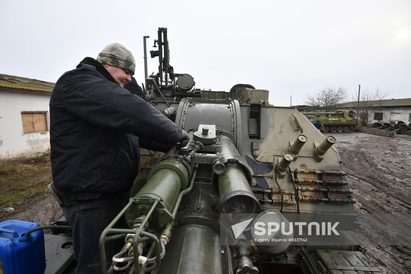 Russia Ukraine Military Operation Repair Base