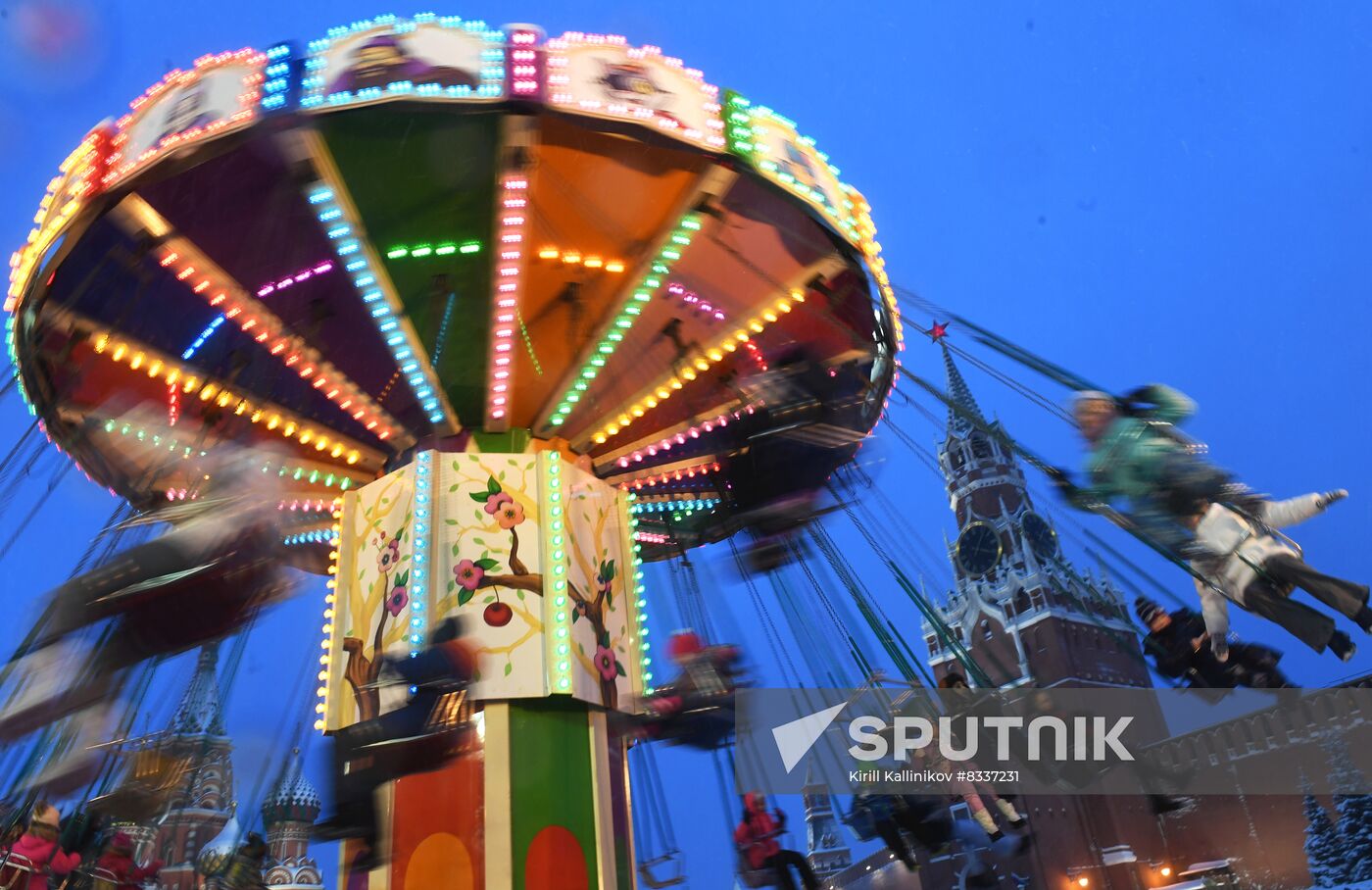 Russia New Year Season Preparations