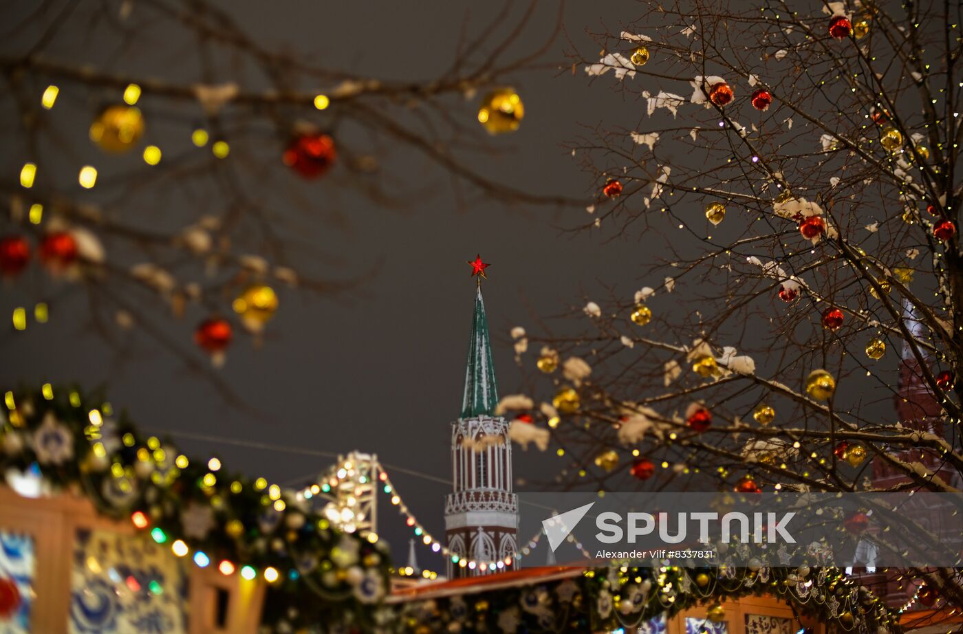 Russia New Year Season Preparations