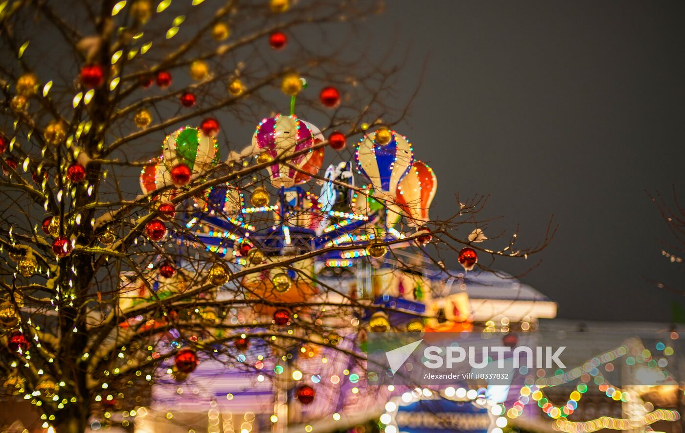 Russia New Year Season Preparations