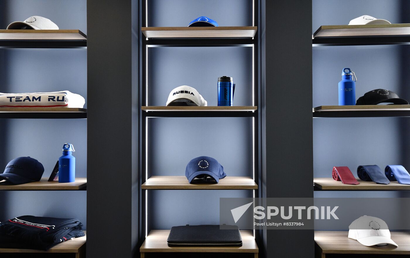 Russia Putin Team Shop