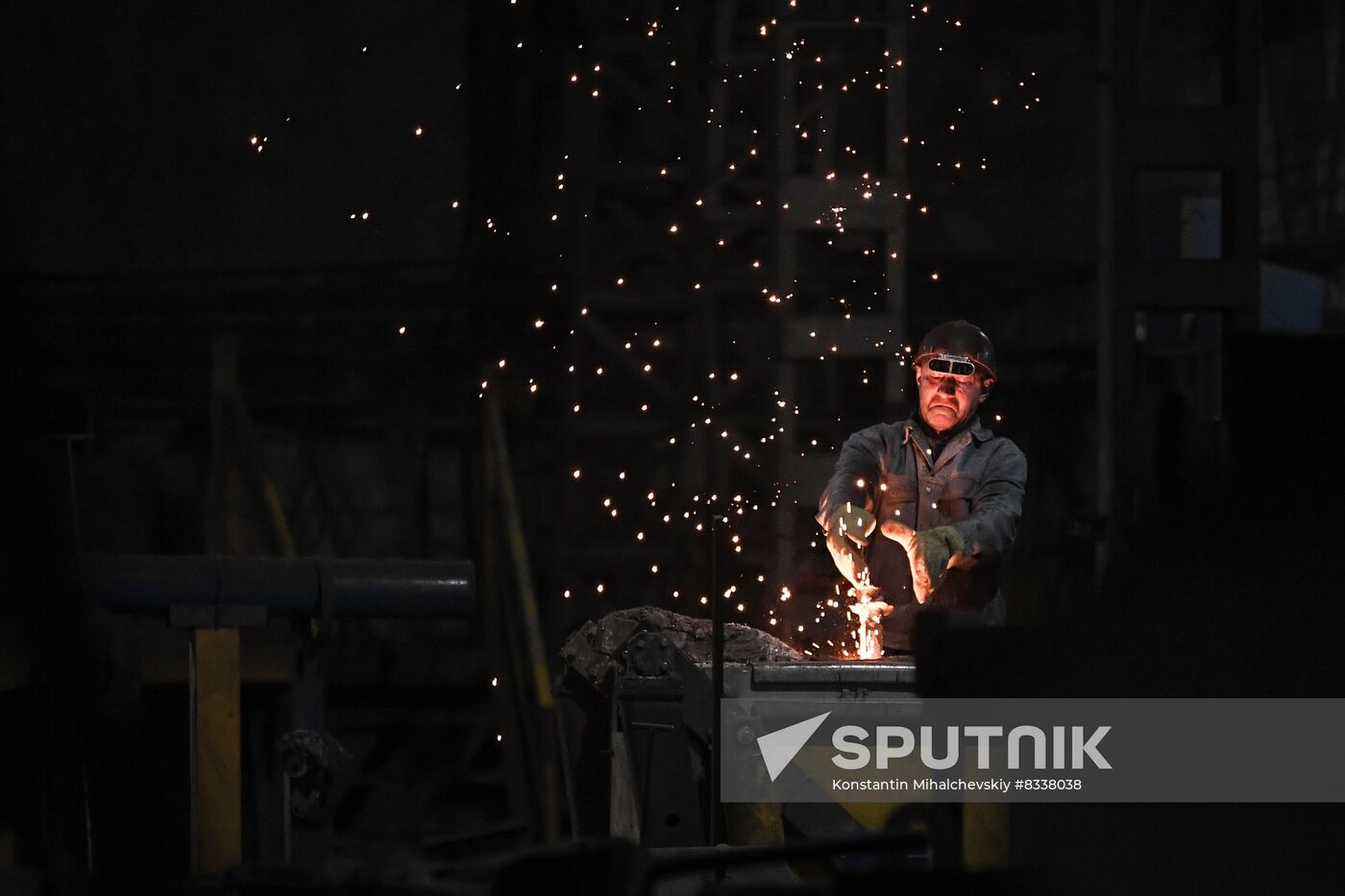 Russia Ukraine Military Operation MLZ Foundry