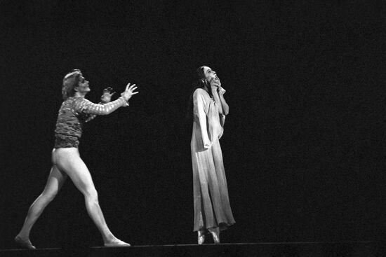 Premier of Macbeth ballet
