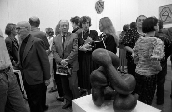Exhibition of works by German sculptor H. Arn