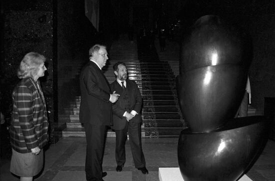 Exhibition of works by German sculptor H. Arn
