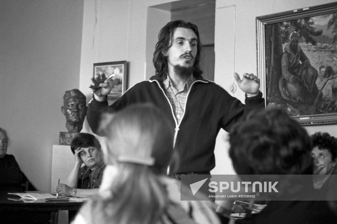Folk culture school in Novosibirsk Academic Town