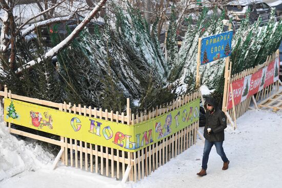 Russia New Year Season Preparations