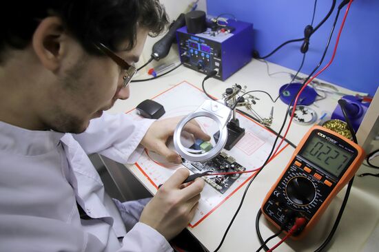 Russia Electronic Industry