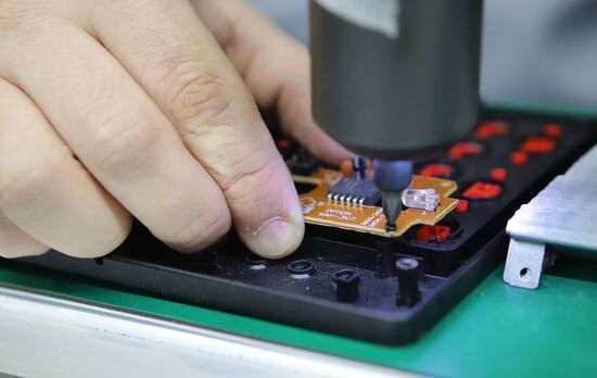 Russia Electronic Industry