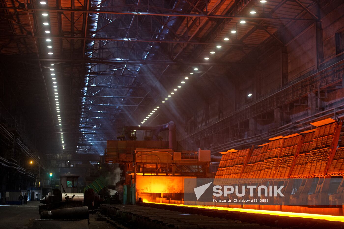 Hot roll mill at Novolipetsk Steel