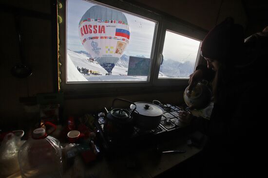 Russia Mass Balloon Flight Preparation