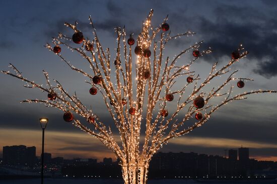 Russia New Year Preparation