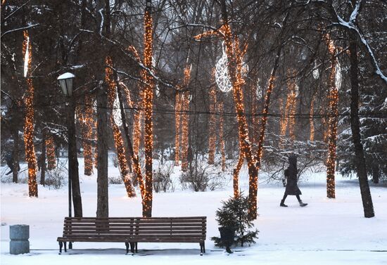 Russia New Year Preparation