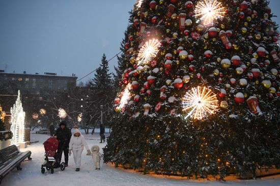 Russia New Year Preparation