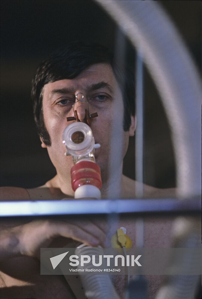 Hypokinesia experiment