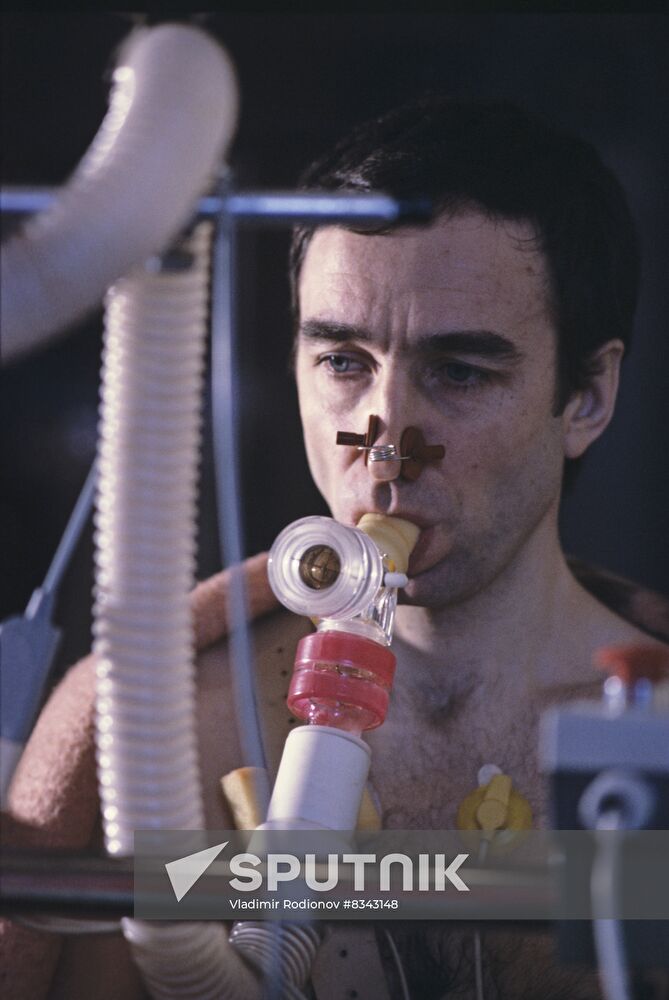Hypokinesia experiment
