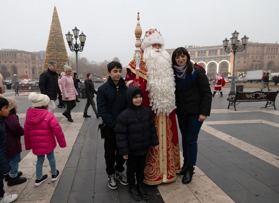 Armenia Russia Father Frost