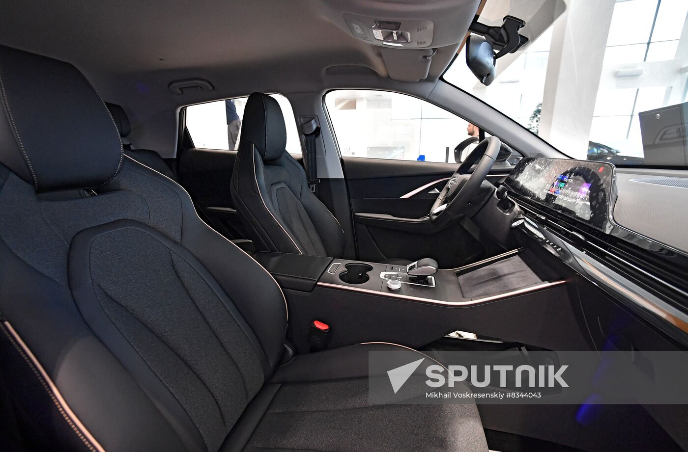 Russia New Car Sales