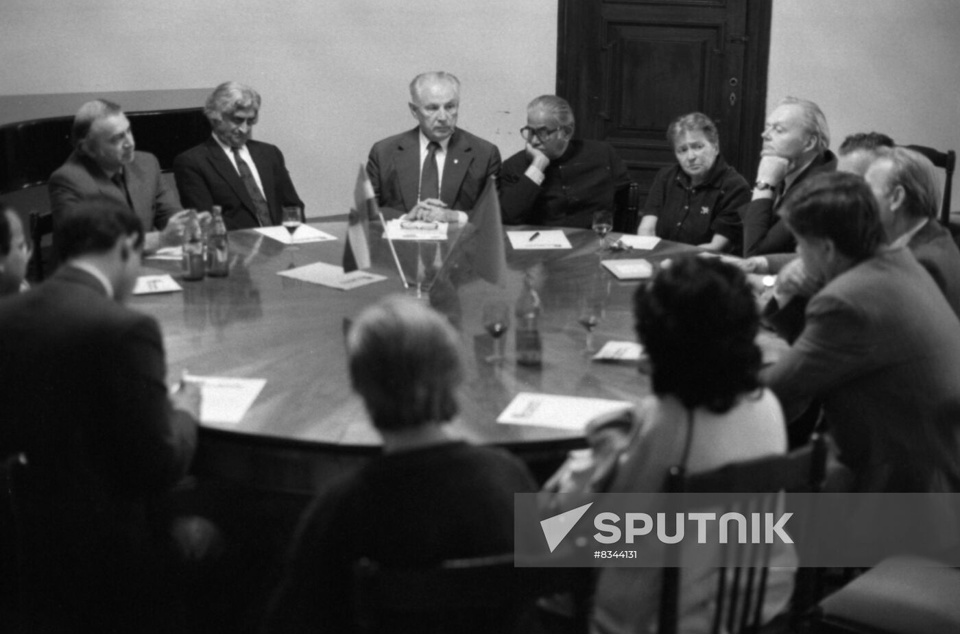 Soviet-Indian meeting at House of Friendship