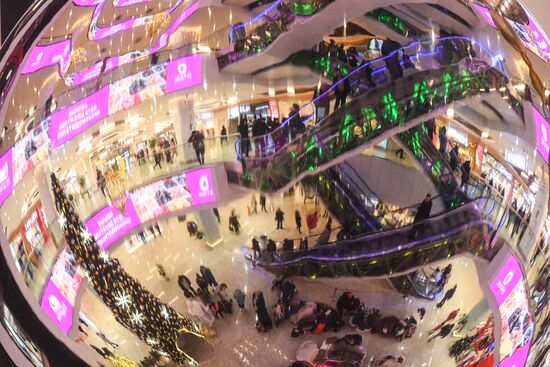 Russia New Year Season Retail