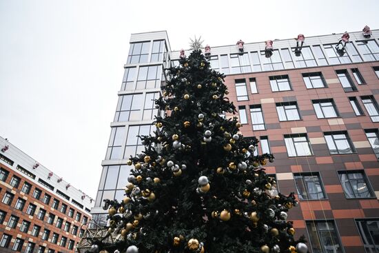 Russia New Year Season Charity