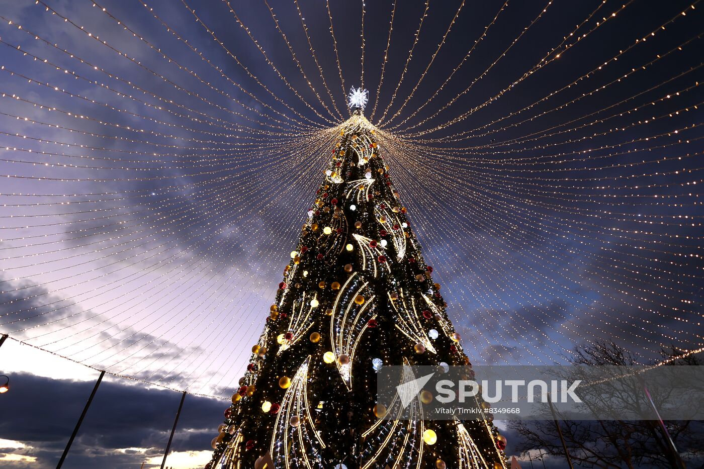 Russia New Year Festive Season Preparations