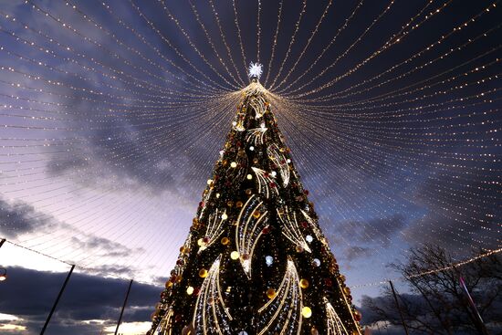 Russia New Year Festive Season Preparations