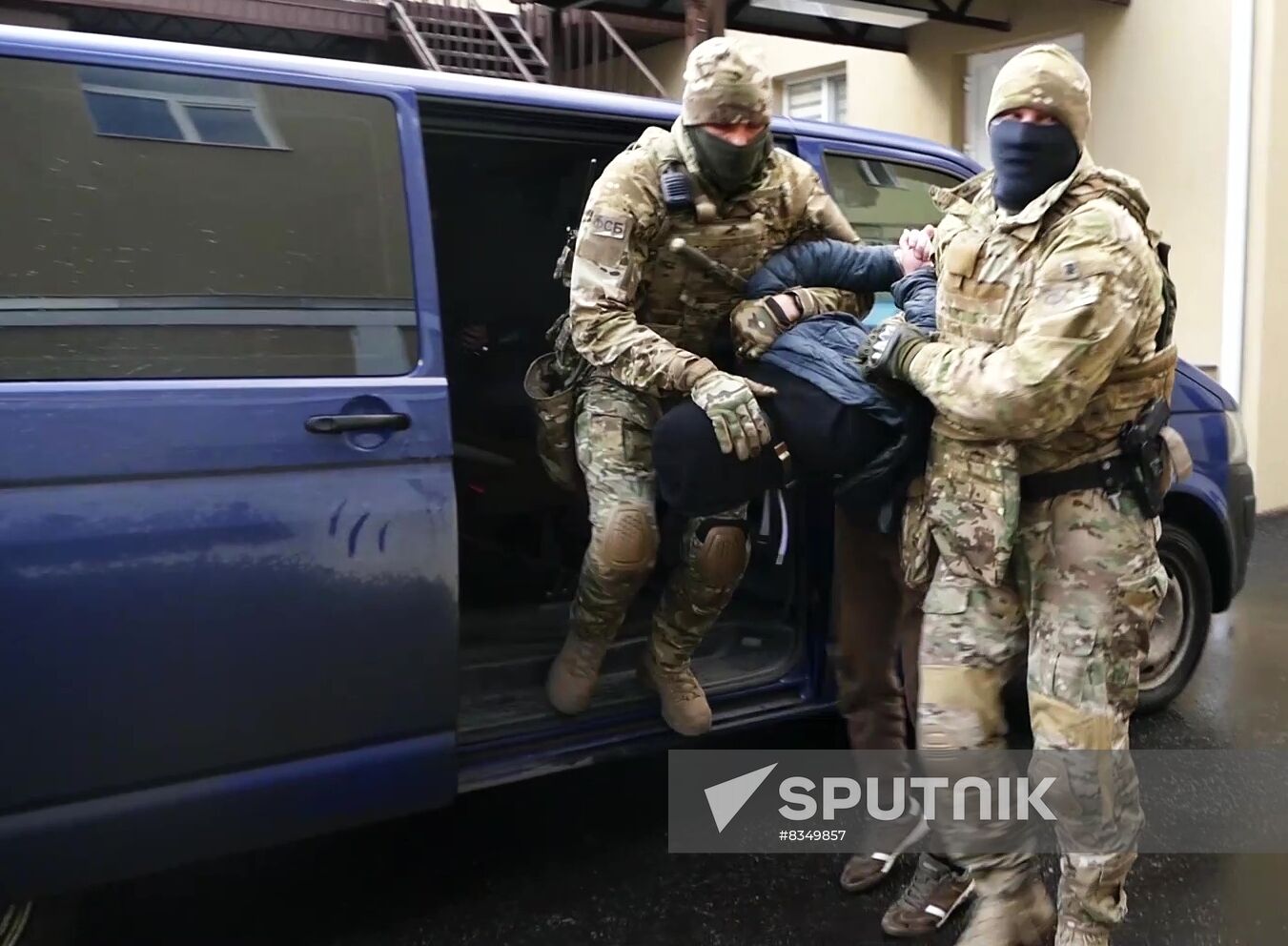 Russia Ukraine Security Service Agent Detention