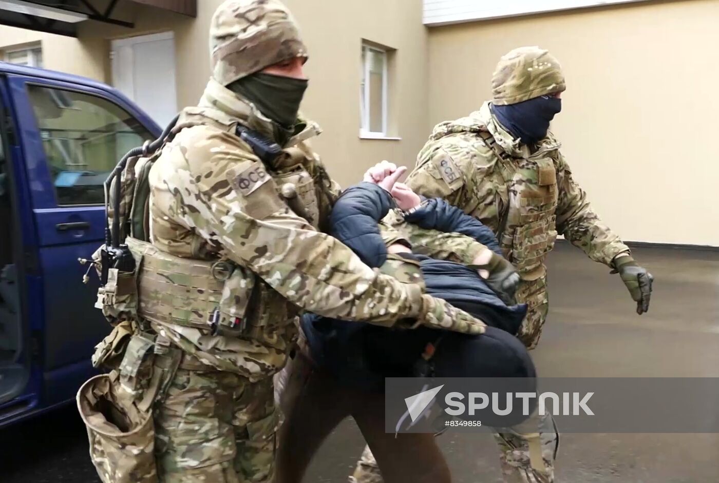 Russia Ukraine Security Service Agent Detention