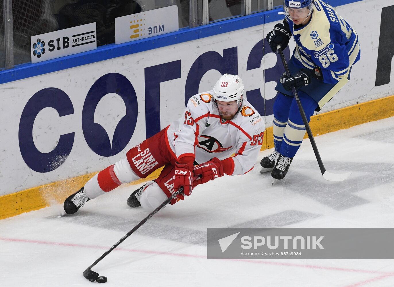 Russia Ice Hockey Kontinental League Sibir - Avtomobilist
