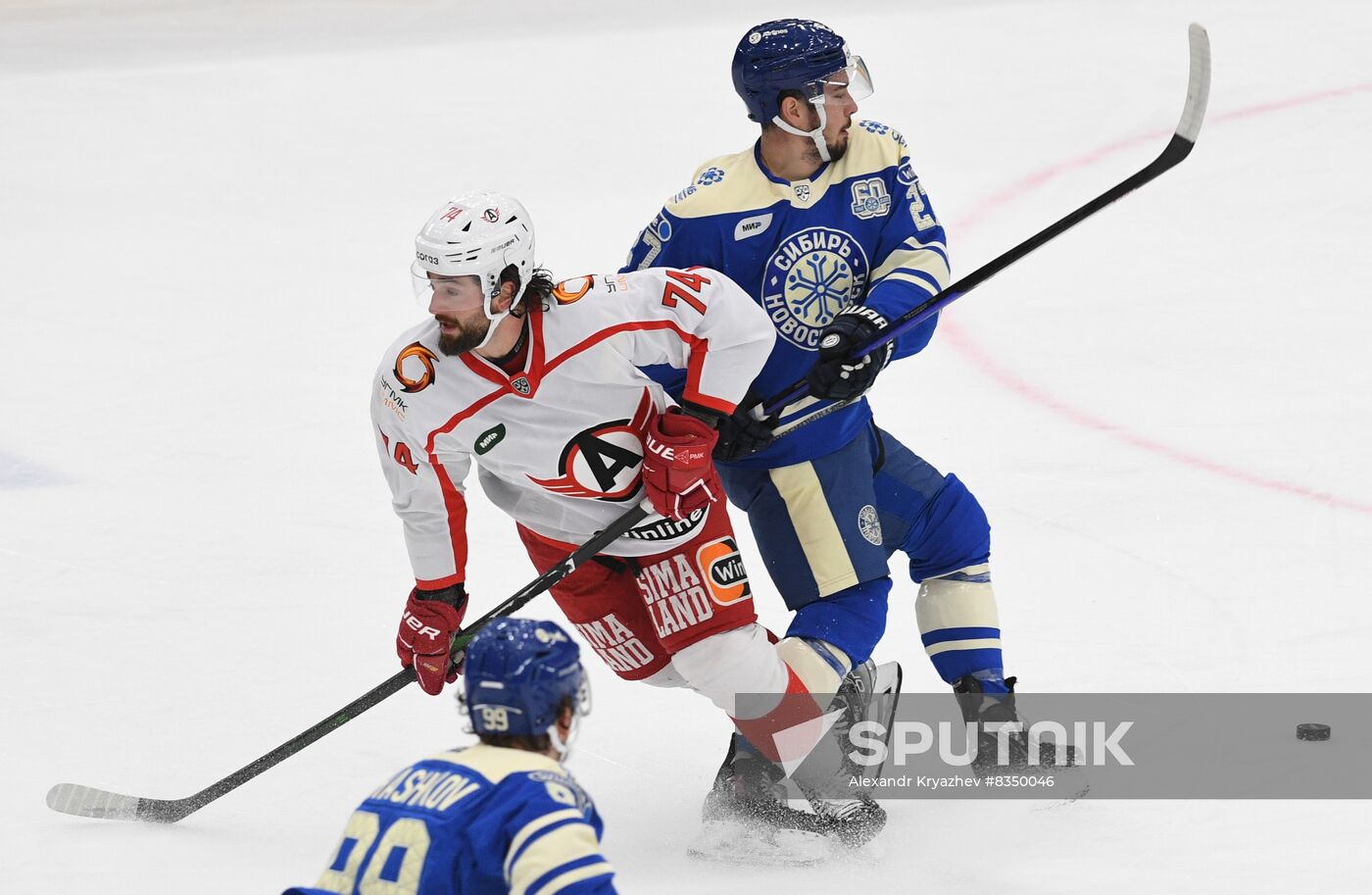 Russia Ice Hockey Kontinental League Sibir - Avtomobilist