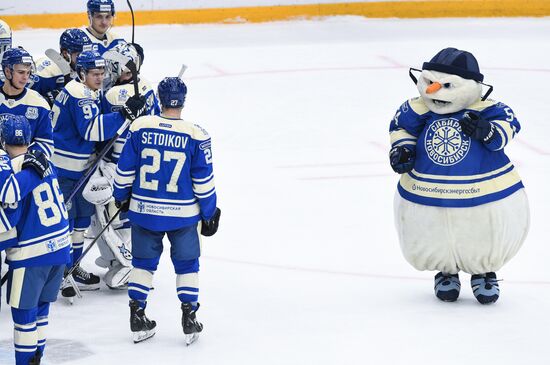 Russia Ice Hockey Kontinental League Sibir - Avtomobilist