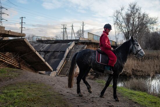 Russia Ukraine Military Operation Equestrian Club