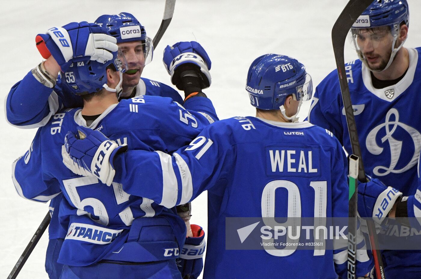 Russia Ice Hockey Kontinental League Dynamo - Kunlun