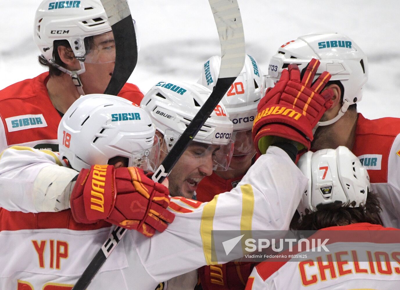 Russia Ice Hockey Kontinental League Dynamo - Kunlun