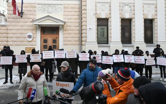 Russia Latvia Sputnik Editor Detention Protest