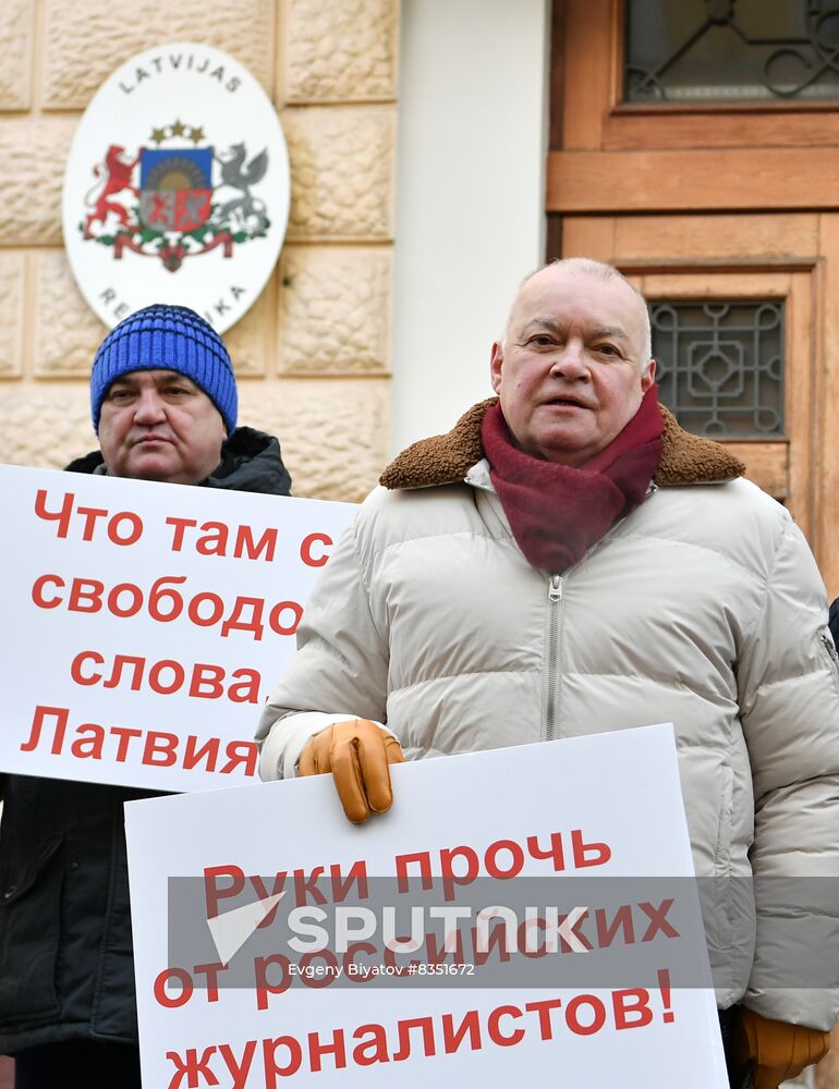 Russia Latvia Sputnik Editor Detention Protest