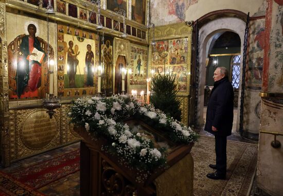 Russia Putin Religion Orthodox Christmas