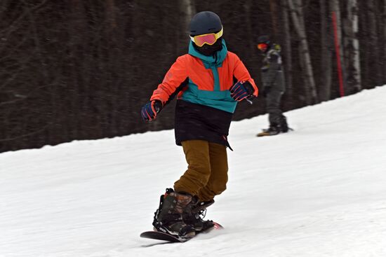 Russia Winter Leisure
