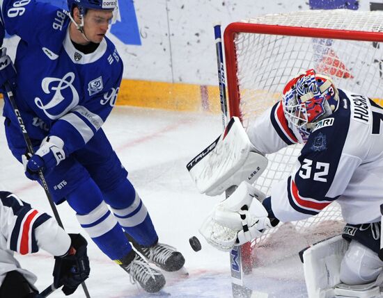 Russia Ice Hockey Kontinental League Dynamo - Torpedo