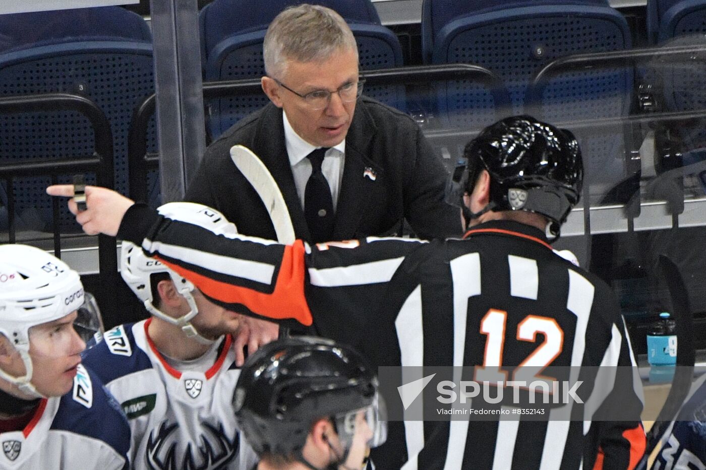 Russia Ice Hockey Kontinental League Dynamo - Torpedo