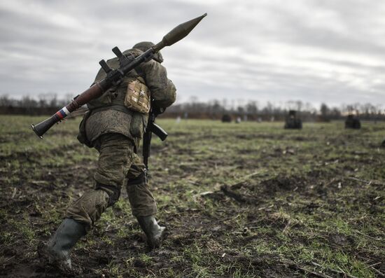 Russia Ukraine Military Operation Reservists Training