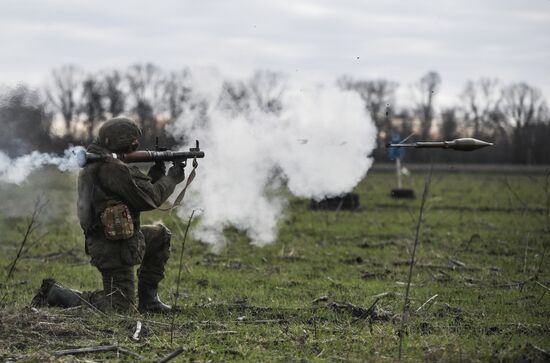 Russia Ukraine Military Operation Reservists Training