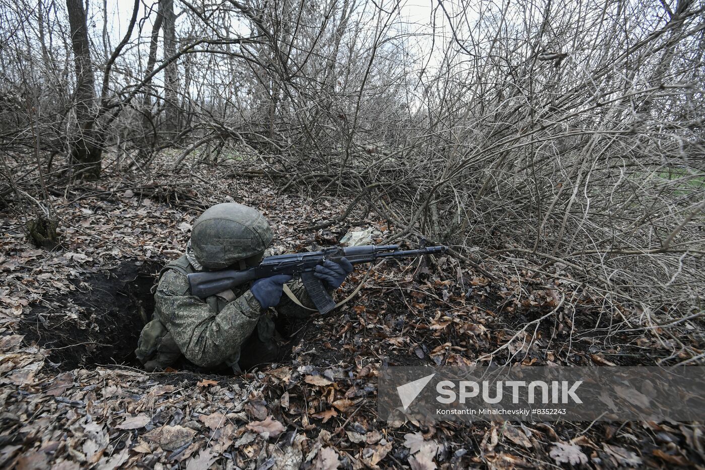Russia Ukraine Military Operation Reservists Training
