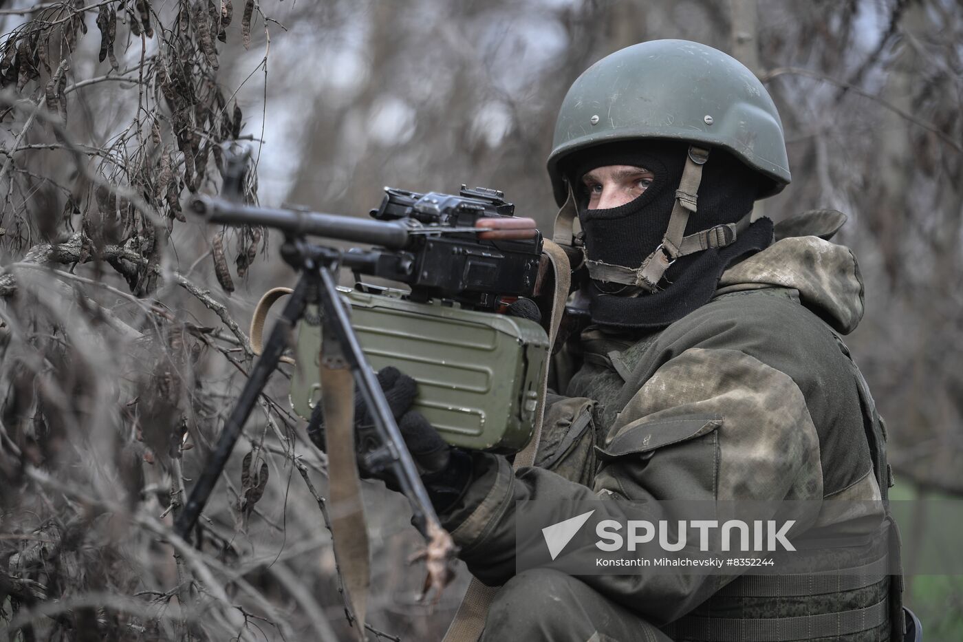 Russia Ukraine Military Operation Reservists Training