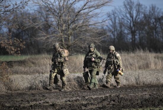Russia Ukraine Military Operation Reservists Training