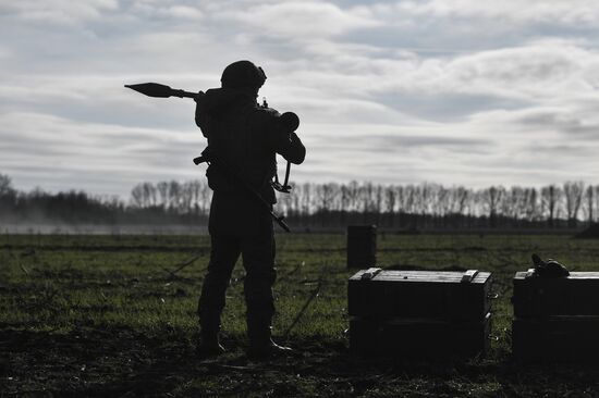 Russia Ukraine Military Operation Reservists Training