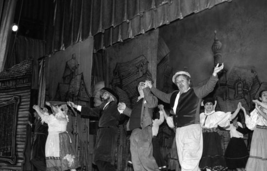 USSR tour of Seidi Bronfman Center's Montreal Jewish Theater