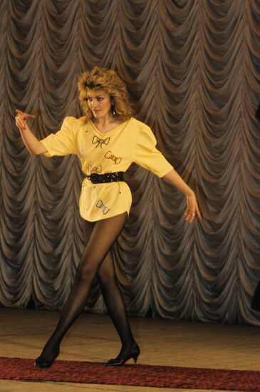 First beauty pageant in Soviet Union