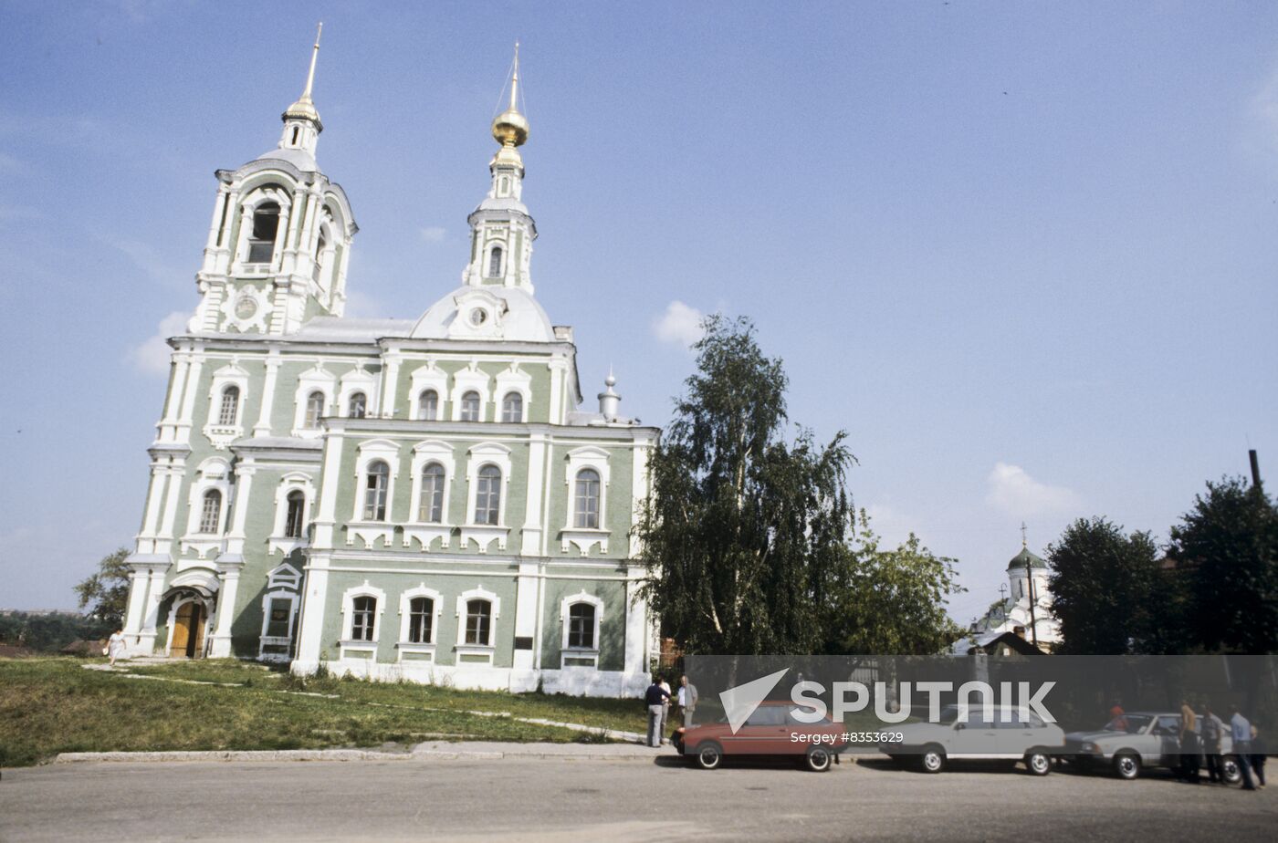 International motor rally via Russian Golden Ring